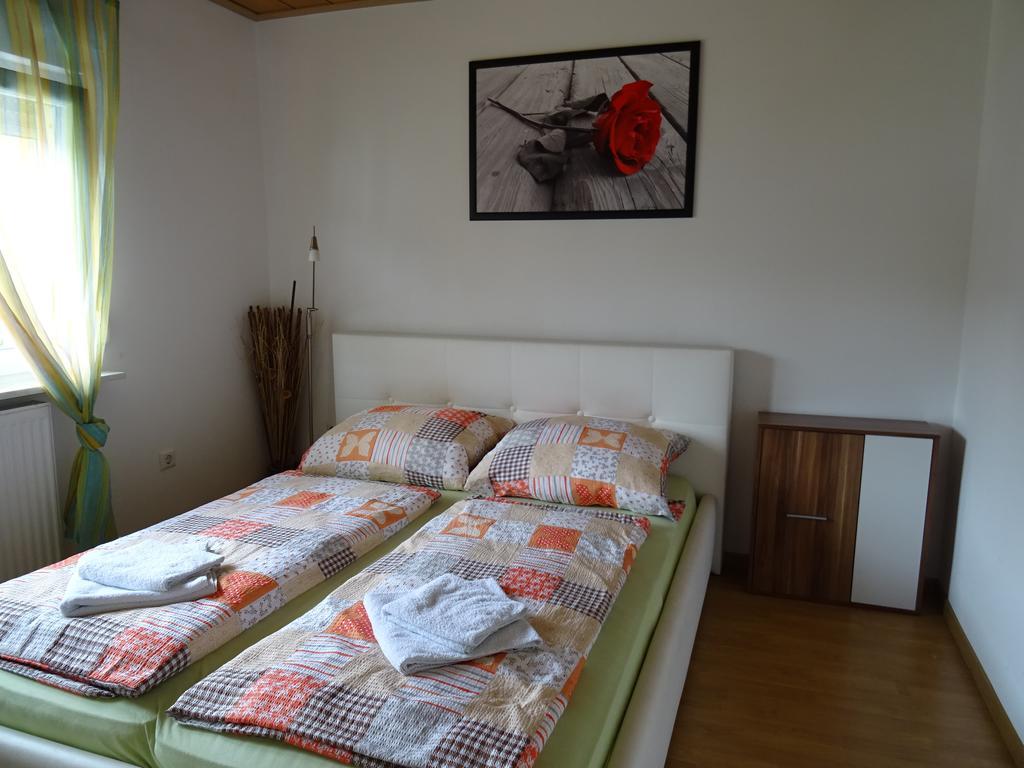 Apartment Euro As Kappel-Grafenhausen Luaran gambar